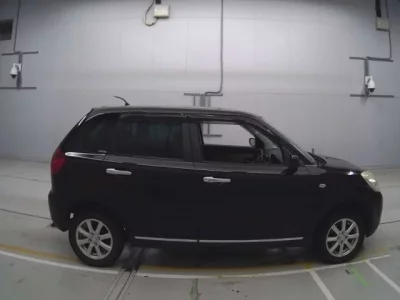 Mazda VERISA
