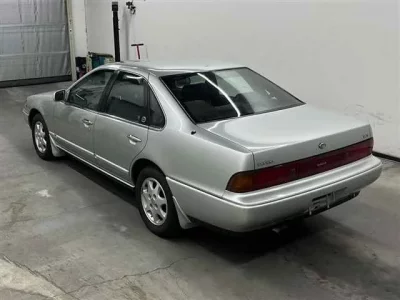 Nissan CEFIRO