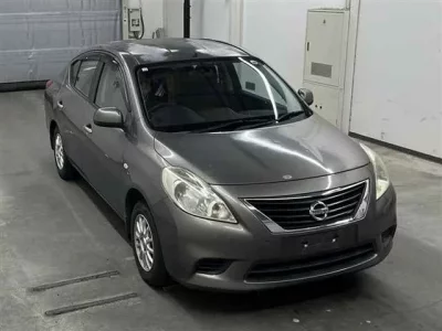 Nissan TIIDA LATIO