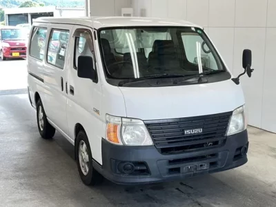 Isuzu COMO
