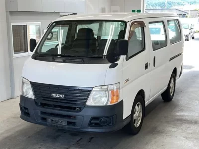 Isuzu COMO