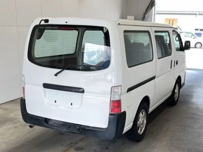 Isuzu COMO