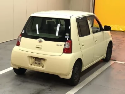 Daihatsu Esse
