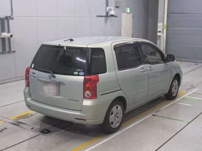 Toyota RAUM