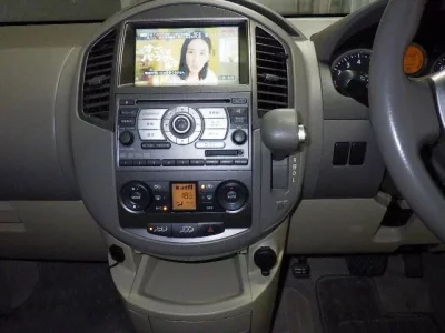 Nissan LAFESTA