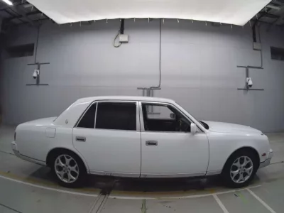 Toyota CENTURY