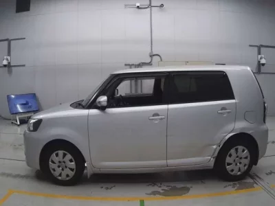 Toyota COROLLA RUMION