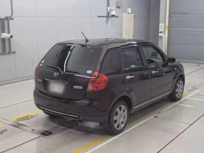 Mazda VERISA