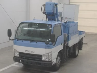 Isuzu ELF