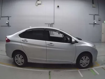 Honda GRACE