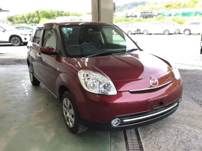 Mazda VERISA