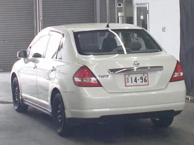 Nissan TIIDA LATIO