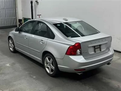 Volvo S40