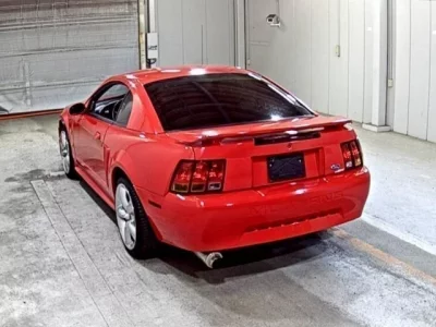 Ford MUSTANG
