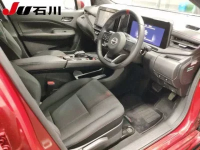 Nissan AURA