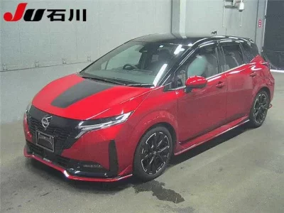 Nissan AURA