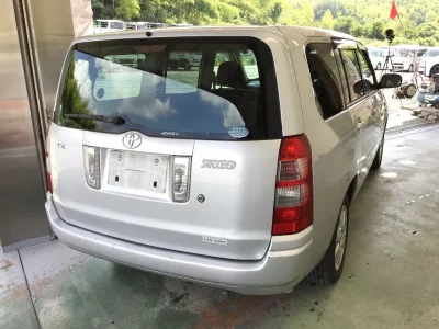 Toyota SUCCEED