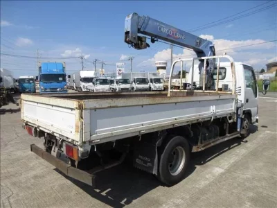 Isuzu ELF