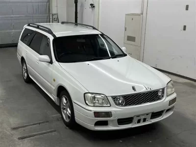 Nissan STAGEA