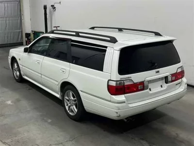 Nissan STAGEA