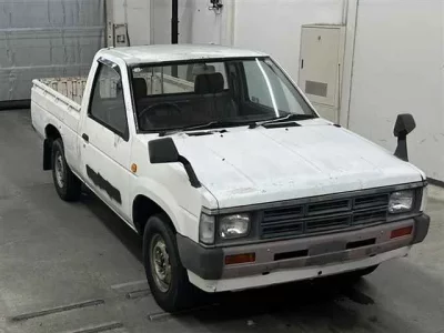 Nissan DATSUN PICKUP