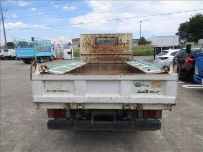 Isuzu ELF