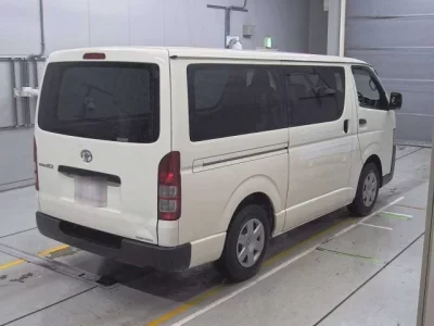 Toyota REGIUS ACE VAN