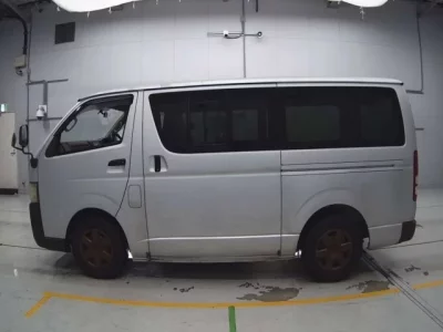 Toyota REGIUS ACE VAN