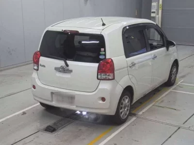Toyota PORTE