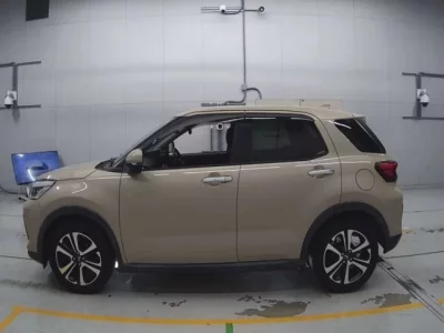 Daihatsu ROCKY