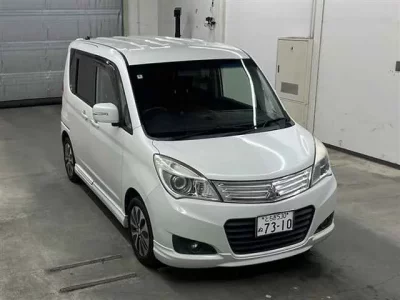 Mitsubishi DELICA D2