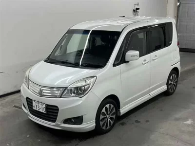 Mitsubishi DELICA D2