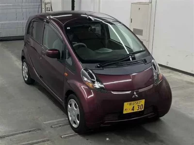 Mitsubishi I