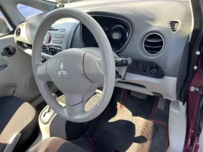 Mitsubishi I