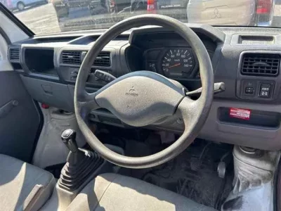Mitsubishi MINICAB TRUCK