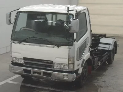 Mitsubishi FUSO FIGHTER