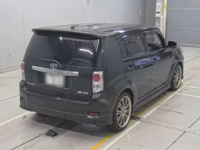 Toyota COROLLA RUMION
