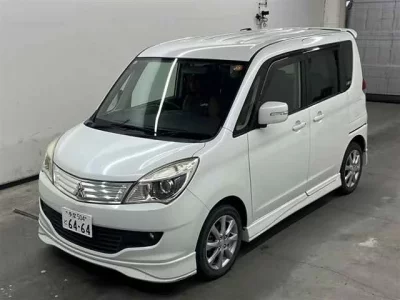 Mitsubishi DELICA D2