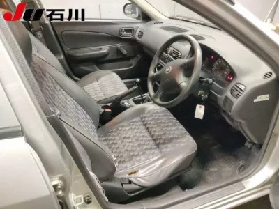 Nissan AD