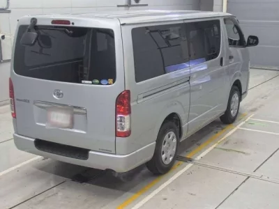 Toyota REGIUS ACE VAN