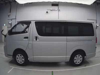 Toyota REGIUS ACE VAN