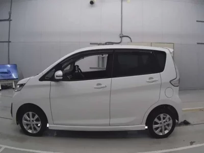 Mitsubishi EK CUSTOM