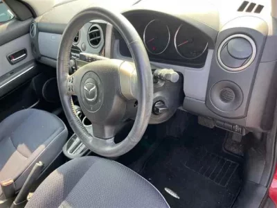 Mazda VERISA