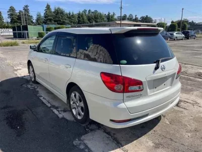 Nissan WINGROAD
