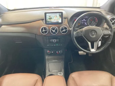 Mercedes-Benz B CLASS