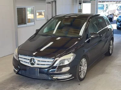 Mercedes-Benz B CLASS