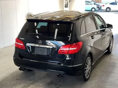 Mercedes-Benz B CLASS