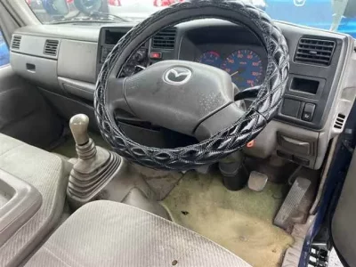 Mazda TITAN
