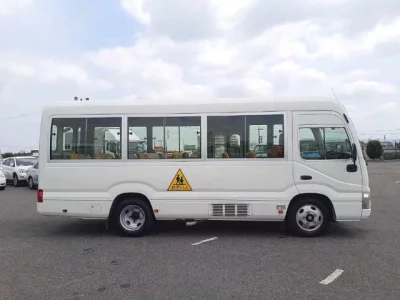 Toyota COASTER