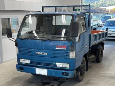 Mazda TITAN